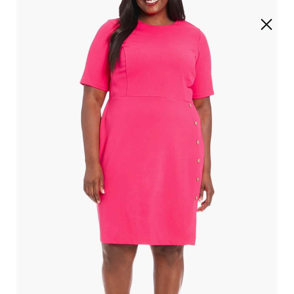 Short Sleeve Sheath Dress